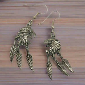 Pendientes colgantes de pluma de águila vintage EJC©95 peltre estilo suroeste americano - Imagen 1 de 9