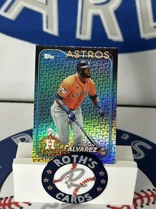 2024 Topps Series 1 Yordan Alvarez Holiday Foil Base Houston Astros #273 - Picture 1 of 1