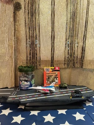 Military Toy Lot - Image 1 of 4