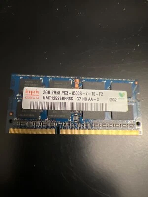 Hynix 2GB 2Rx8 PC3-8500S-7-10-F2 DDR3 RAM HMT125S6BFR8C-G7 Laptop Memory - Image 1 of 2