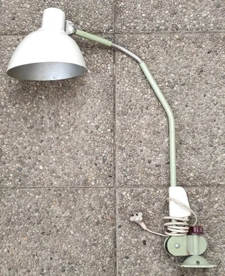 DDR Werkstattlampe mit Bakelitschirm,Schreibtischlampe,Lampe,Schwahnenhalslampe - Bild 1 von 4
