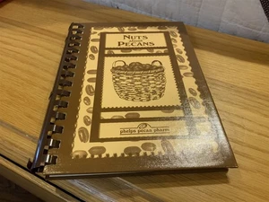 Little Rock AR Cook Book Nuts about Pecans Phelps Pharm - Foto 1 di 2