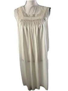 Komar Women’s Size L Night Gown Made In USA With Sleeves - Picture 1 of 6