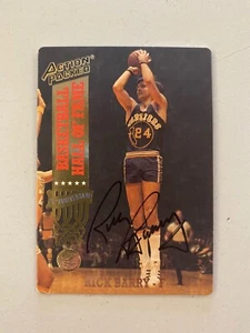 1993 Action Packed #48 Rick Barry Warriors Auto Firmato JSA COA Spedizione Gratuita - Foto 1 di 2