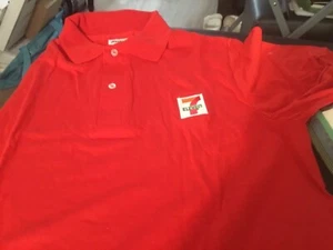 7-11 Red Stedman Short Sleeve Employee Shirt Size Small 34-36 Made In USA - Picture 1 of 3
