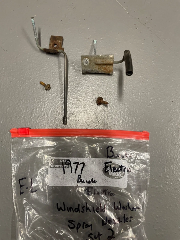 Buick Electra 1977 limpiaparabrisas limpiador líquido juego de boquillas chorro Foto 1 de 4