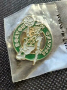 NBA Boston Celtics Small Logo Pin Basketball Vintage OOP - Bild 1 von 2
