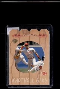 1997 LEAF KNOTHOLE GAME /5000 BARRY LARKIN REDS - Bild 1 von 1