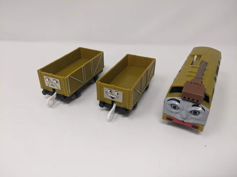 Thomas & Friends Trackmaster Diesel 10 Troublesome Truck Motorized TOMY Plarail Cover