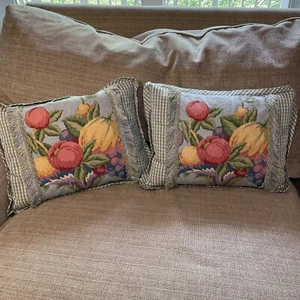 Vintage Fruit Basket Woven Pillows with Fringe Farmhouse Cottage Feather Pillows - Picture 1 of 7