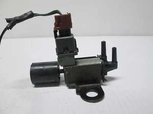 Sensor de válvula solenoide de vacío genuino Isuzu Trooper 3.1 4JG2 1992-2000 Jackaroo - Imagen 1 de 3