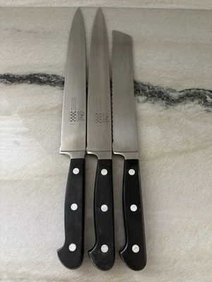 Juego de 3 cuchillos cubiertos de chef Mercer Tool Corp (2) 10410 y (1) 10508 Alemania Foto 1 de 4