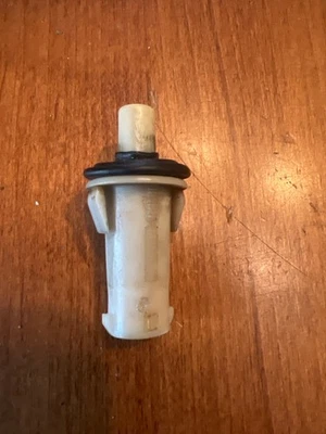 Motorcraft DS846 Trunk Open Warning Switch - Image 1 of 3