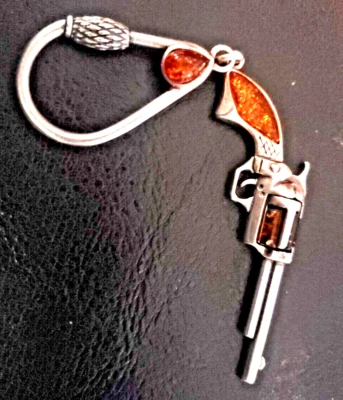 -$$9,25 LLAVERO PISTOLA REVÓLVER PLATA, con ACENTOS ÁMBAR.  11 gramos. ¡ÚNICO! Foto 1 de 4