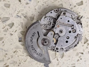 Vintage CITIZEN 8110A Chronograph Incomplete Movement Used - Picture 1 of 8