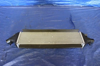 Infiniti Q60 2018 cupé tracción trasera 2,0 T turbo OEM montaje frontal conjunto intercooler #7120 Foto 1 de 4