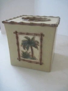 Cubierta de caja de pañuelos de cerámica Bora Bora palmeras tropicales de Beth Yarbrough - Imagen 1 de 10