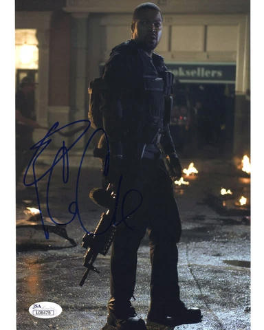 (SSG) ICE CUBE Signed 8X10 Color Photo - JSA (James Spence) COA Cover