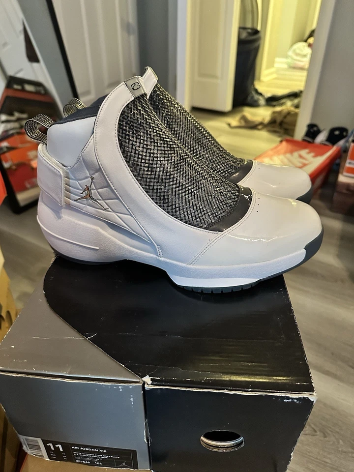 Talla 11 - Air Jordan 19 OG 2004 Flint Foto 1 de 4