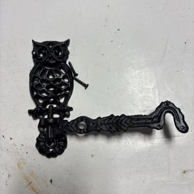 Gancho de parede coruja de ferro vintage mede 5” de altura 2” de largura - Imagem 1 de 4