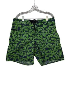 Patagonia Green Floral Pattern Men's Size 34 Swim Trunk Draw String Waist Shorts - Picture 1 of 4