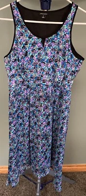 Vestido para mujer I Love Robson floral sin mangas forrado 6 cremallera lateral asimétrica Foto 1 de 4