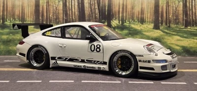 1:18 AUTOART 2008 PORSCHE 911 (997) GT3 PROMO CUP CAR **READ** - Image 1 of 4