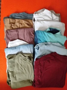 x1 Mens Hollister Crew Icon T-Shirt - Size XS *Choose One* - Picture 1 of 11