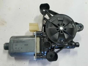 AUDI A3 S3 RS3 MK3 8V 2013-2019 LEFT SIDE FRONT DOOR WINDOW MOTOR 5Q0959802B - Bild 1 von 4