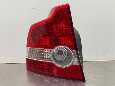 Unidad de montaje de lámpara de luz trasera izquierda lado conductor Volvo S40 2005 OEM 306983453 Foto 1 de 4