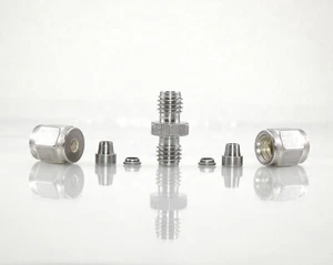 316 STAINLESS TUBE UNION 1/8 IN X 1/8 IN OD COMPRESSION FITTING GYROLOK 2U316 - Picture 1 of 2