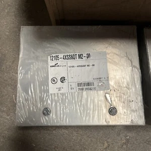 Cooper 12105-4XSS6QT B-Line series JIC panel enclosure - Picture 1 of 3