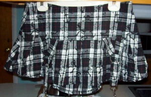 Vintage Ghosts & Angels Skull & Crossbone Damen Gr. M kariert Plissee Minirock - Bild 1 von 6