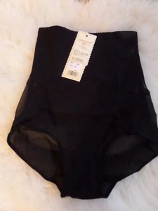 Damen Illusions High-Waist Belly Hip Control Slip Shaper -Firm Control-Größe M - Bild 1 von 3