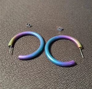 Rainbow Metal Hoop Earrings Pierced Post Purple Blue Gold 1.5" D Hoops. - Picture 1 of 4