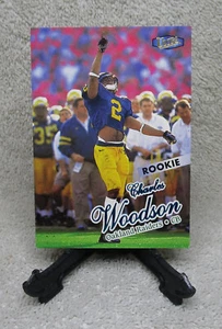 Tarjeta de novato de fútbol americano Fleer Ultra #203 Michigan Wolverines 1998 de Charles Woodson - Imagen 1 de 2