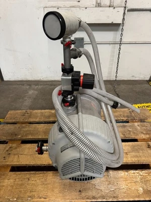 Edwards XDS35i/Bomba de vacío de desplazamiento seco/A730-01-983/Trampa Foreline/Válvula de velocidad Foto 1 de 4