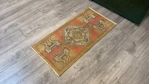 Small Turkish Rug, Bathroom Rug, Small Vintage Rug, handmade Rug, 1.5x3 ft - Picture 1 of 9