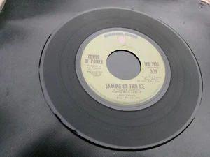 Soul 45 Tower Of Power - You're Still A Young Man / Skating On Thin Ice -WB-EX - Picture 1 of 2