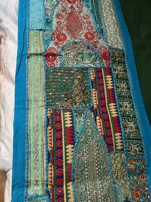 Tischdecke/ Tischläufer  Handarbeit stickerei groß aus Indien - Bild 1 von 4