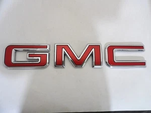 2019 2020 2021 2022 2023-2024 GMC Canyon Sierra Rear Tailgate "GMC" Emblem OEM - Imagen 1 de 12