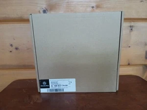 Genuine MERCEDES C253 C292 W166 X166 GLC Coupe C253 Mercedes star 1668177400 - Picture 1 of 6