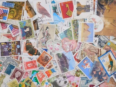 STAMP WORLD WIDE 5000pc lot off paper kiloware collection used contain 20% JAPAN - Image 1 of 4