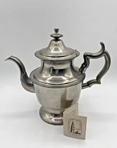 Woodbury Pewter Flip-Lid Teapot Coffee Pitcher from Henry Ford Museum 9 1/4” Tal - Picture 1 of 5