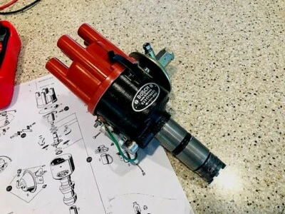 MERCEDES BENZ W113 230SL 250SL 280SL IGNITION DISTRIBUTOR BOSCH 0231116051 - Image 1 of 4