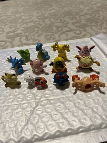 Vintage Tomy Pokémon Polly Pocket lot-12 Mini Figures 1997Lapras,Seadra And More Cover