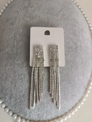 Orecchini pendenti strass color argento a clips - Immagine 1 di 2