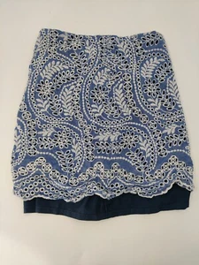 LOFT Embroidered Eyelet Skirt Womens 2 Petite Blue White Salloped Hem Chambray - Picture 1 of 9