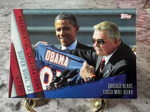 2015 Topps Celebraciones Presidenciales Barack Obama Mike Ditka Chicago Bears ¡RARO! - Imagen 1 de 2