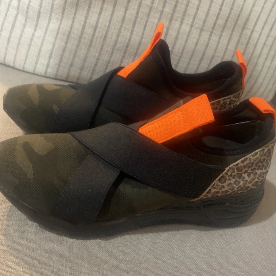 Steve Madden Cliff Camo & leopard Sneakers Size 8 Casual Comfortable Sneaker - Image 1 of 4